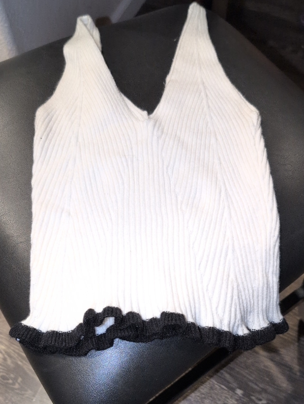 Women's Cream Ribbed V-Neck Knit Tank with Black Trim
